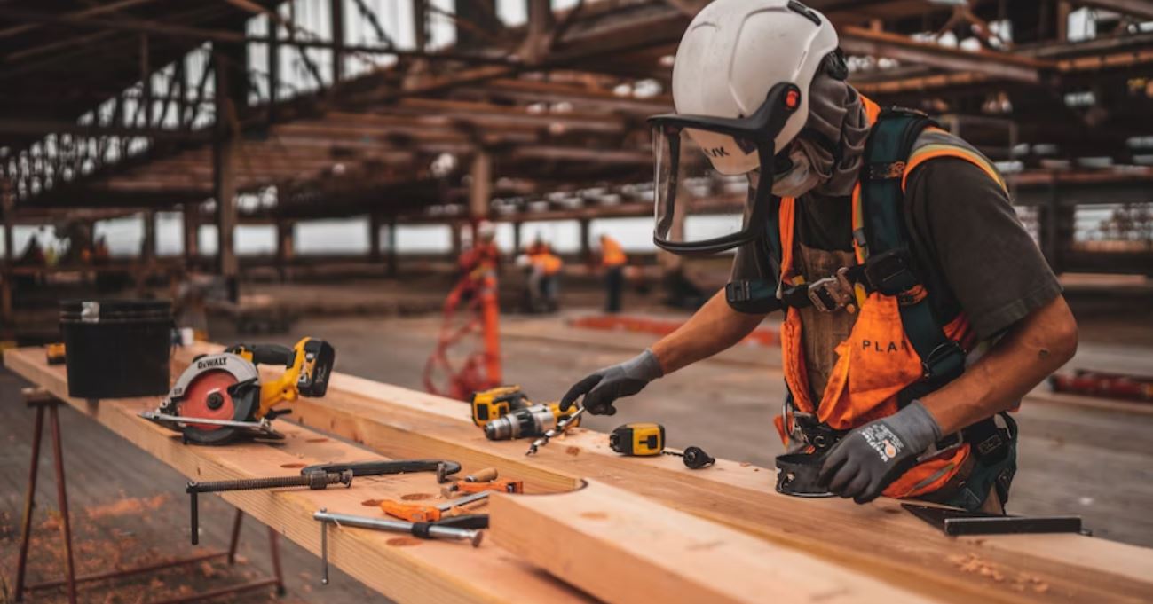 How Site Supervisors Help Prevent Construction Accidents