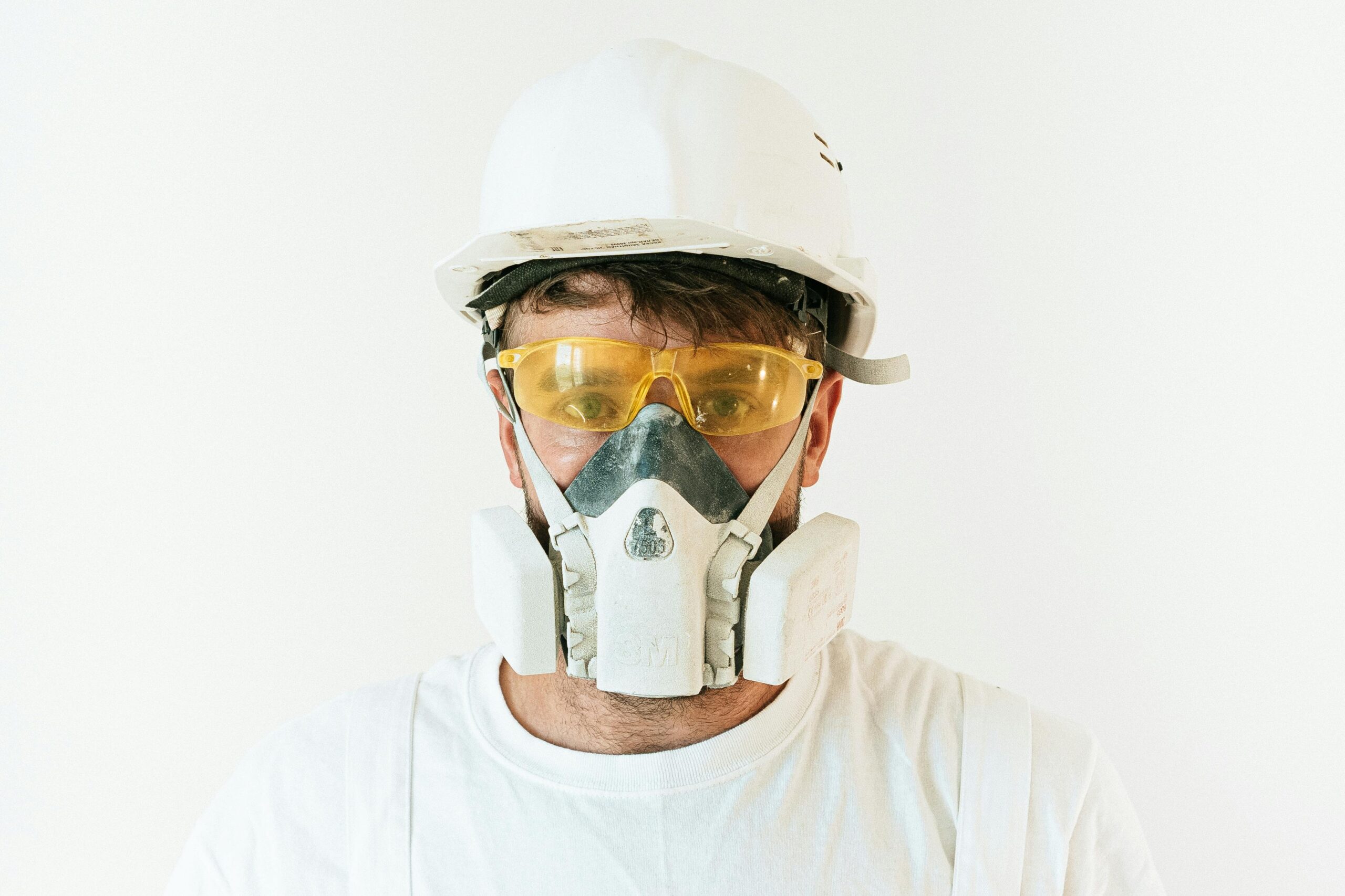How many different types of training are there for asbestos